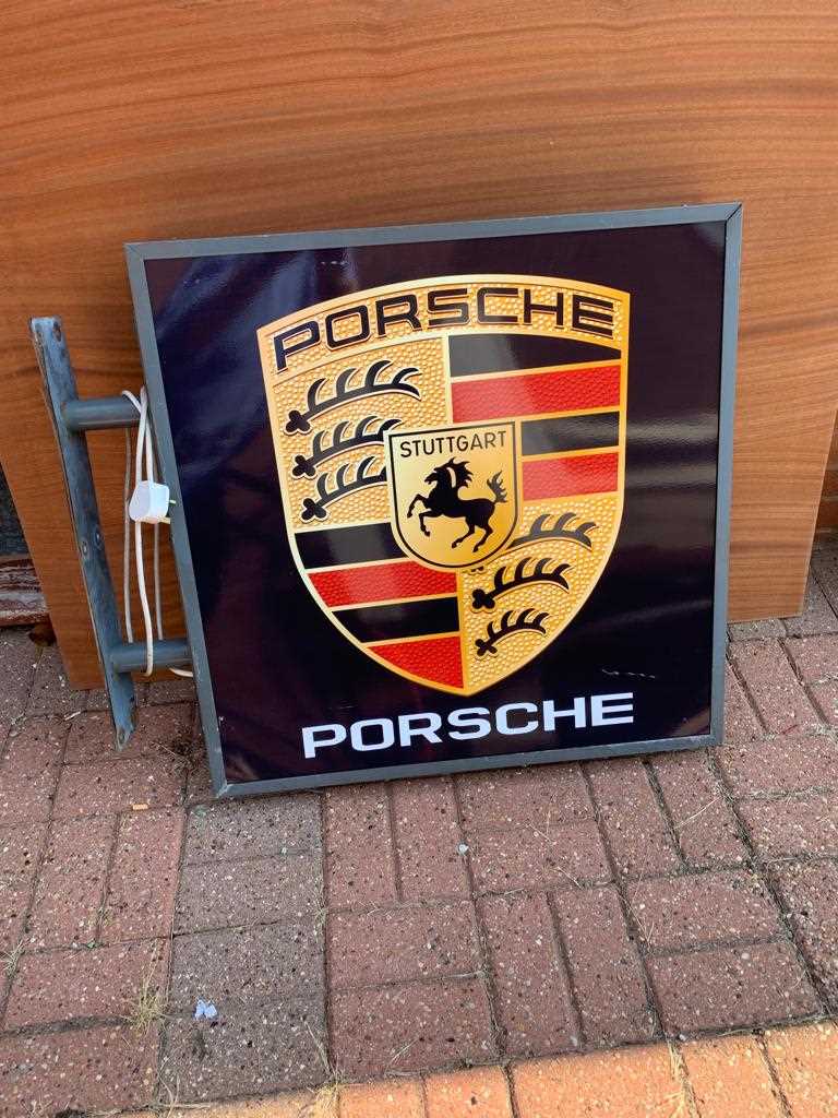 Lot 303 - DOUBLE SIDED PORSCHE LIGHT UP SIGN