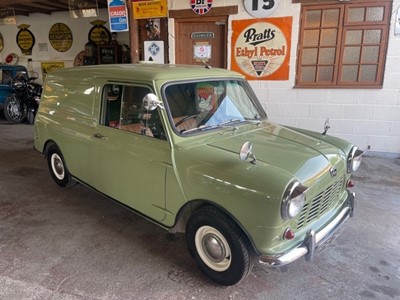 Lot 673 - 1967 AUSTIN MINI VAN