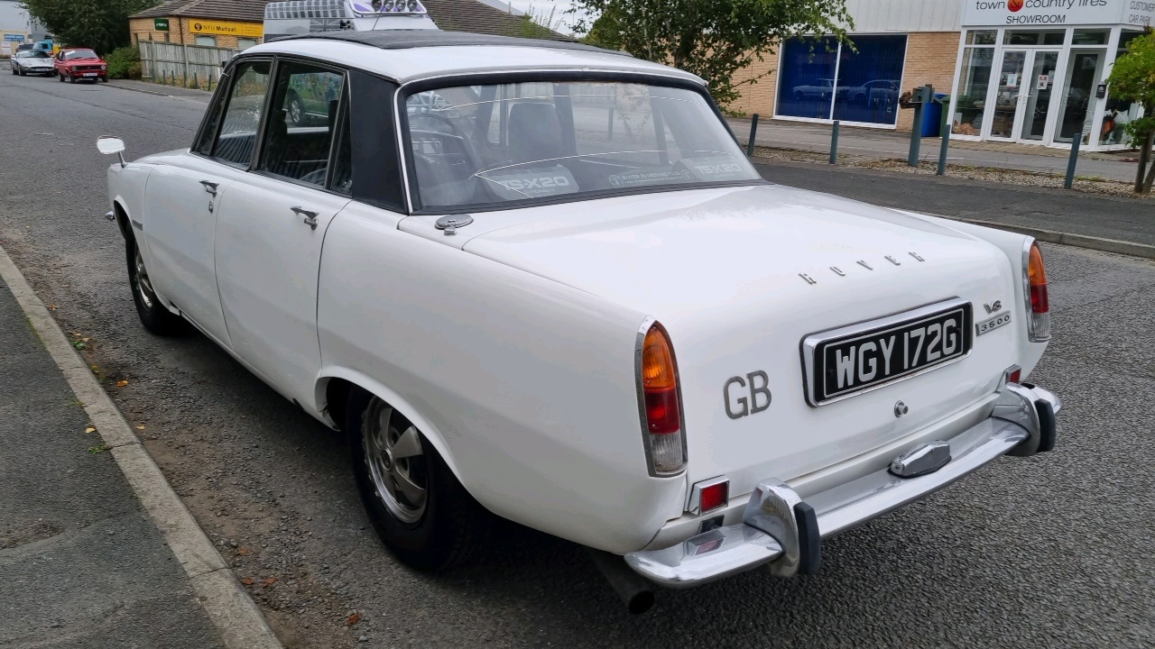 Lot 58 - 1968 ROVER P6 3.5