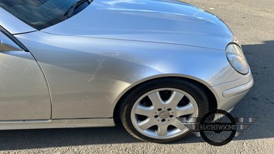 Lot 142 - 2001 MERCEDES SLK 320