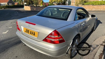 Lot 142 - 2001 MERCEDES SLK 320