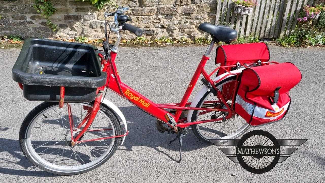 Lot 443 - ROYAL MAIL CYCLE