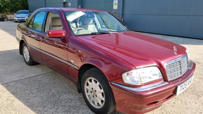 Lot 84 - 1999 MERCEDES C200 ELEGANCE AUTO