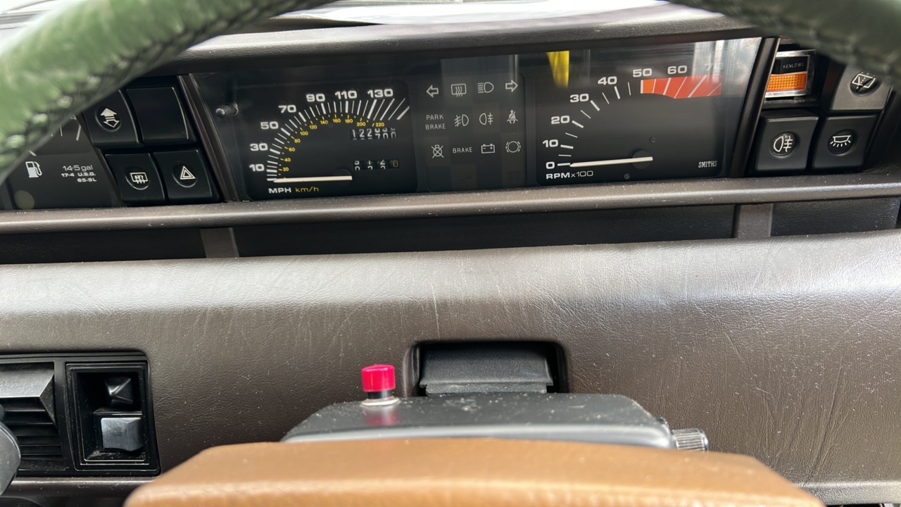 Sd1 Window Lot 12 - 1983 ROVER SD1