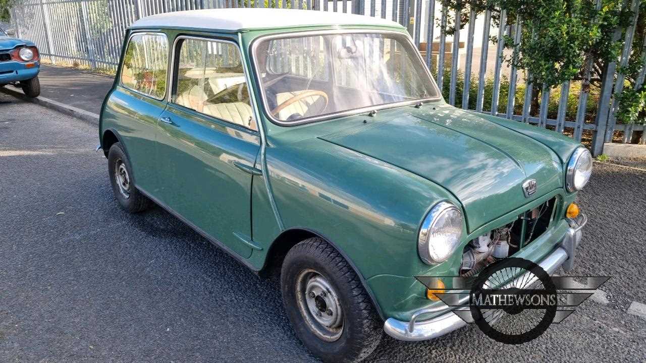 Lot 284 - 1962 AUSTIN  MINI SEVEN