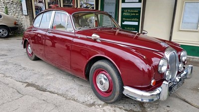 Lot 282 - 1965 DAIMLER