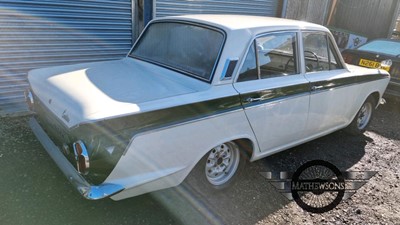 Lot 318 - 1966 FORD CORTINA DE LUXE