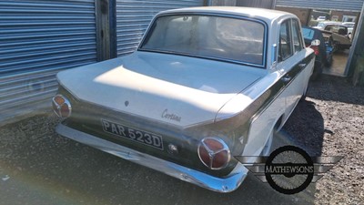 Lot 318 - 1966 FORD CORTINA DE LUXE