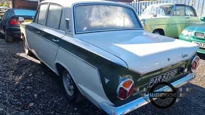 Lot 318 - 1966 FORD CORTINA DE LUXE