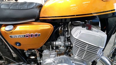 Lot 358 - 1970 SUZUKI T500