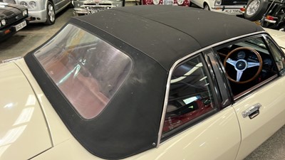 Lot 380 - 1986 JAGUAR XJ-SC V12 AUTO