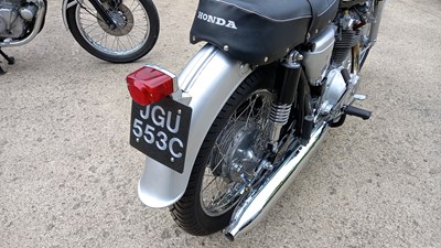 Lot 404 - 2017 HONDA CB450