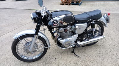 Lot 404 - 2017 HONDA CB450