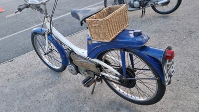 Lot 422 - 1964 RALEIGH RUNABOUT