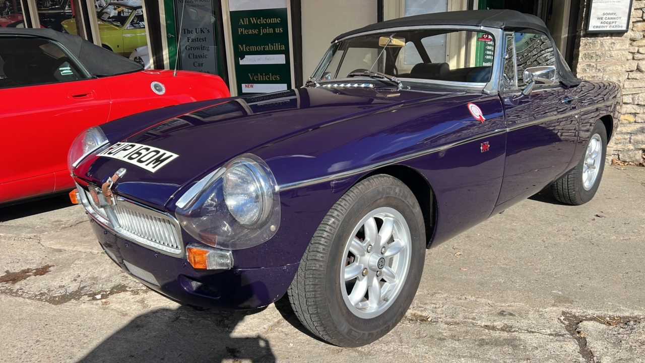 Lot 430 - 1974 MG B ROADSTER