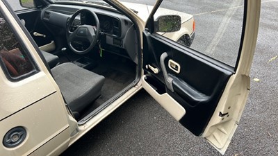 Lot 441 - 1988 FORD ESCORT 35
