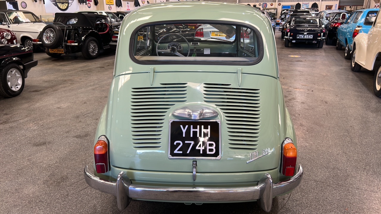 Lot 2 - 1964 Fiat 600 D