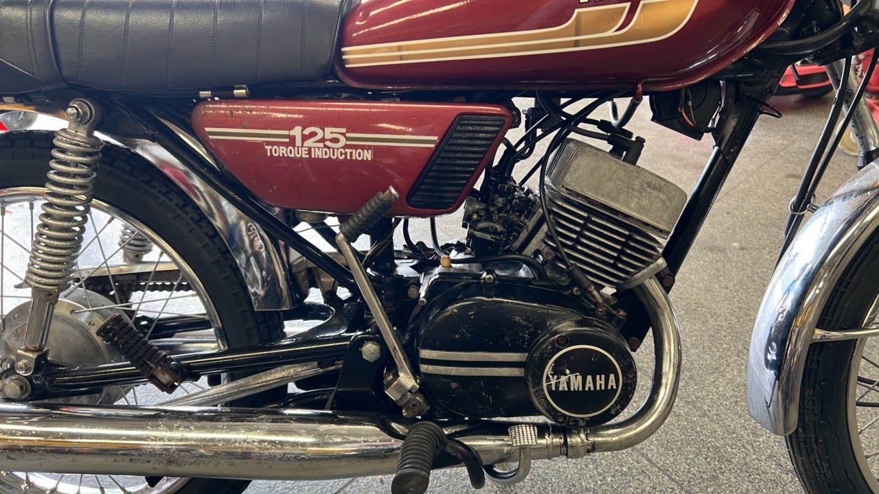 Lot 83 - 1974 YAMAHA RD 125