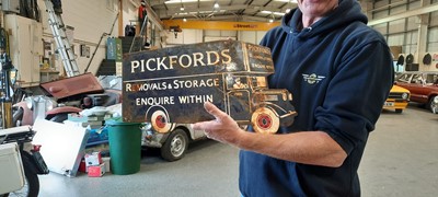 Lot 423 - PICKFORDS REMOVALS SIGN