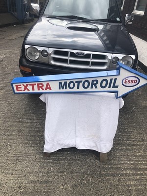 Lot 267 - ESSO EXTRA MOTOR OIL ARROW (4FT) DOUBLE SIDED