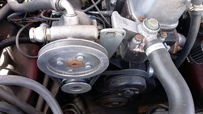 Lot 554 - 1977 MG B GT