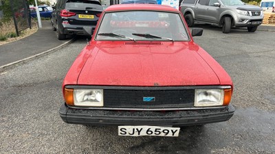 Lot 549 - 1983 MORRIS PICK UP