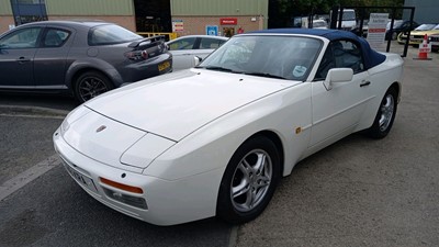 Lot 581 - 1991 PORSCHE 944 S2 CABRIO