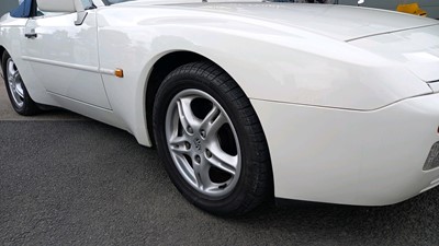 Lot 581 - 1991 PORSCHE 944 S2 CABRIO