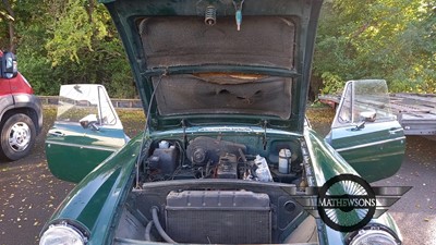 Lot 612 - 1967 MG B GT