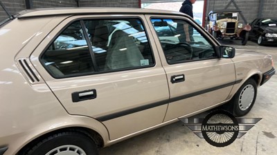 Lot 38 - 1989 VOLVO 340 GL