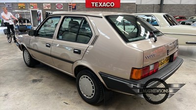 Lot 38 - 1989 VOLVO 340 GL