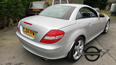 Lot 54 - 2004 MERCEDES SLK 350