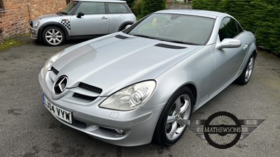 Lot 54 - 2004 MERCEDES SLK 350