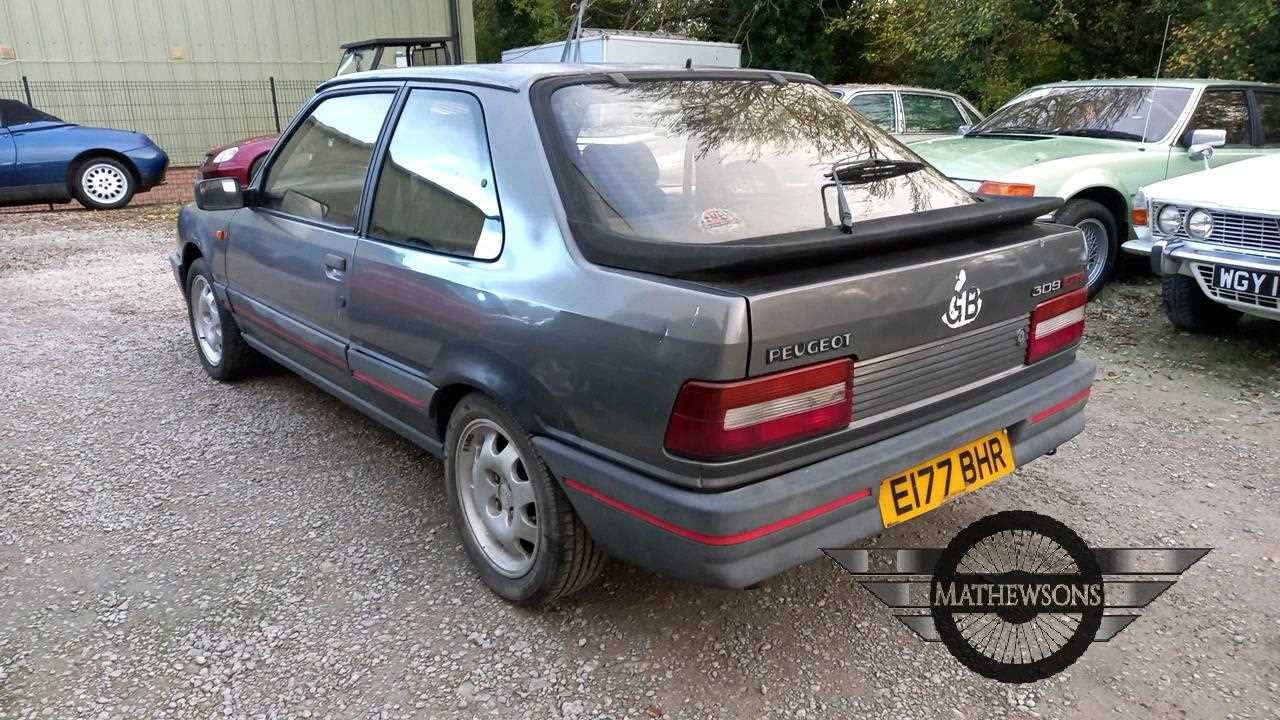 PLAQUE MÉTAL VINTAGE Peugeot 309 GTI EUR 10,00 - FR