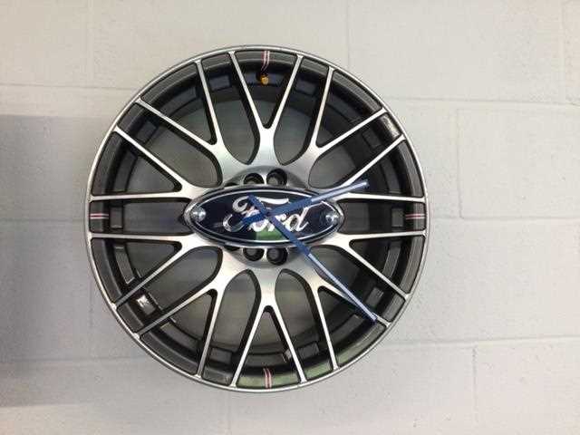 Lot 211 - FORD RS ALLOY WHEEL CLOCK