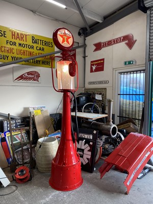 Lot 161 - REPRODUCTION TEXACO LIGHT UP PUMP