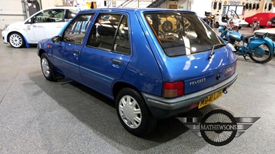 Lot 220 - 1994 PEUGEOT 205 MARDI GRAS AUTO