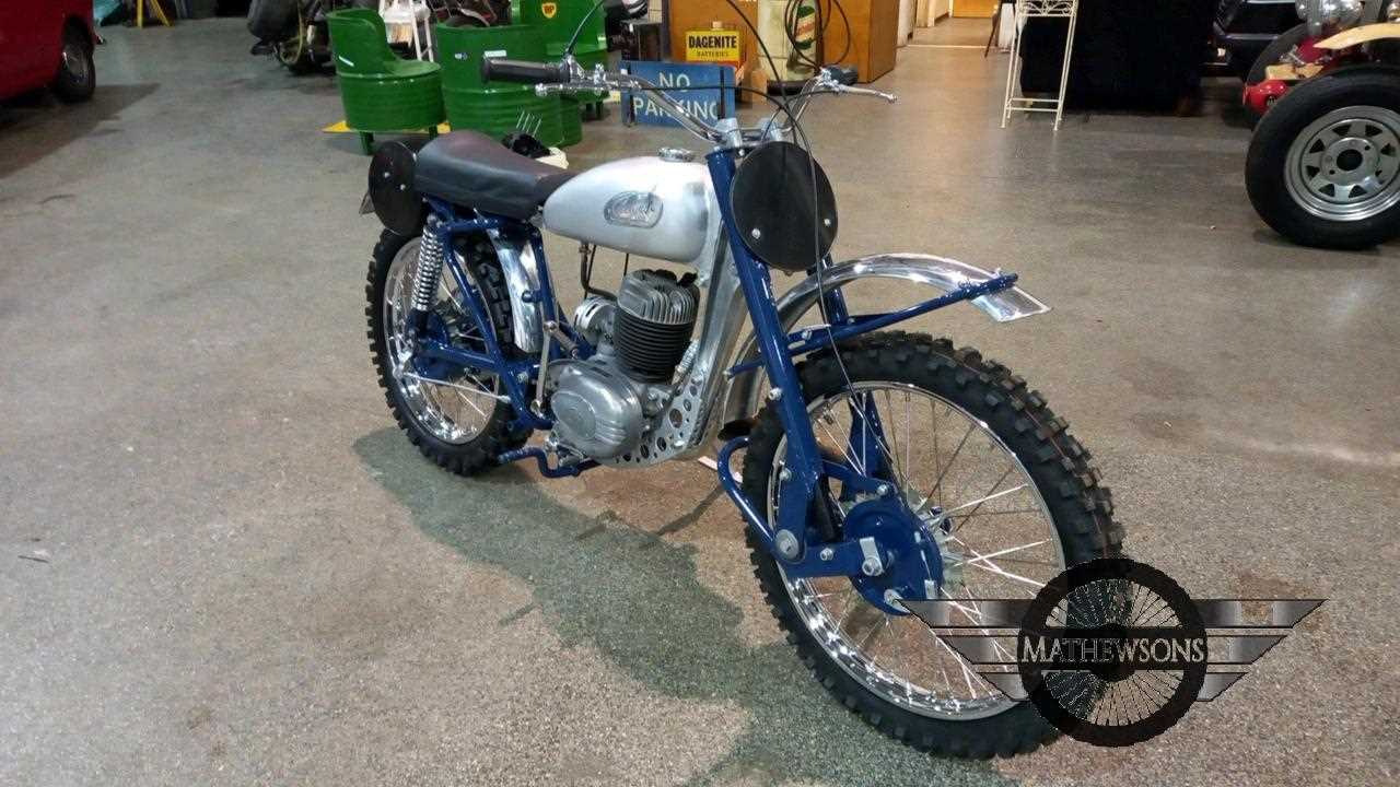 Lot 224 - 1958 GREEVES HAWKSTONE SCRAMBLE BIKE