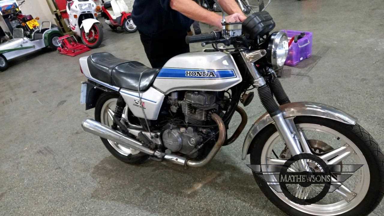 Lot 294 - 1980 HONDA CB250N