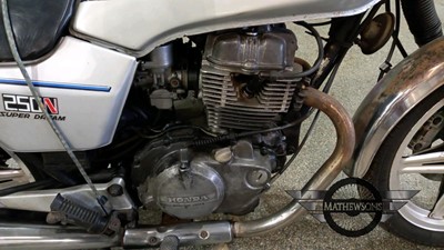 Lot 294 - 1980 HONDA CB250N