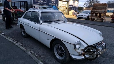 Lot 308 - 1972 MG B GT