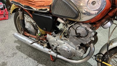 Lot 155 - 1964 HONDA CB72