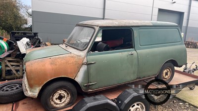 Lot 344 - 1962 AUSTIN MINI VAN