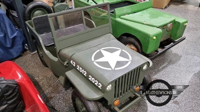 Lot 451 - CHILDS ELECTRIC JEEP