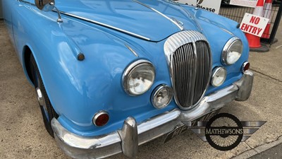 Lot 341 - 1963 DAIMLER V8 250