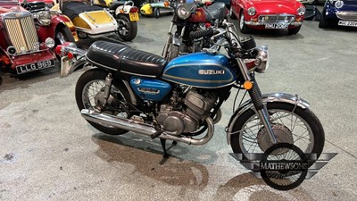 Lot 429 - 1975 SUZUKI T500