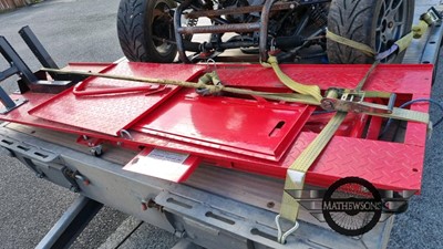 Lot 351 - RED MOTORCYCLE LIFT