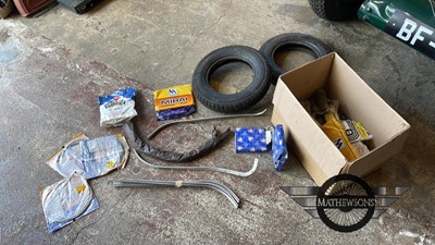 Lot 524 - VESPA SPARE PARTS