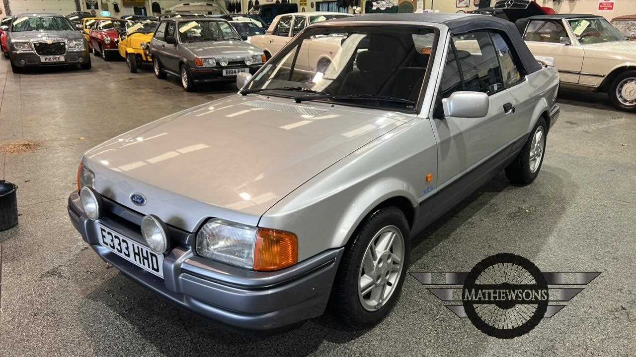 Lot 522 - 1987 FORD ESCORT 1.6I CABRIOLET