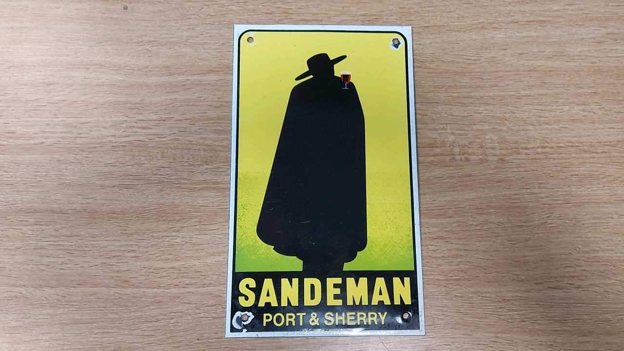 Lot 537 - SANDEMAN SHERRY SIGN